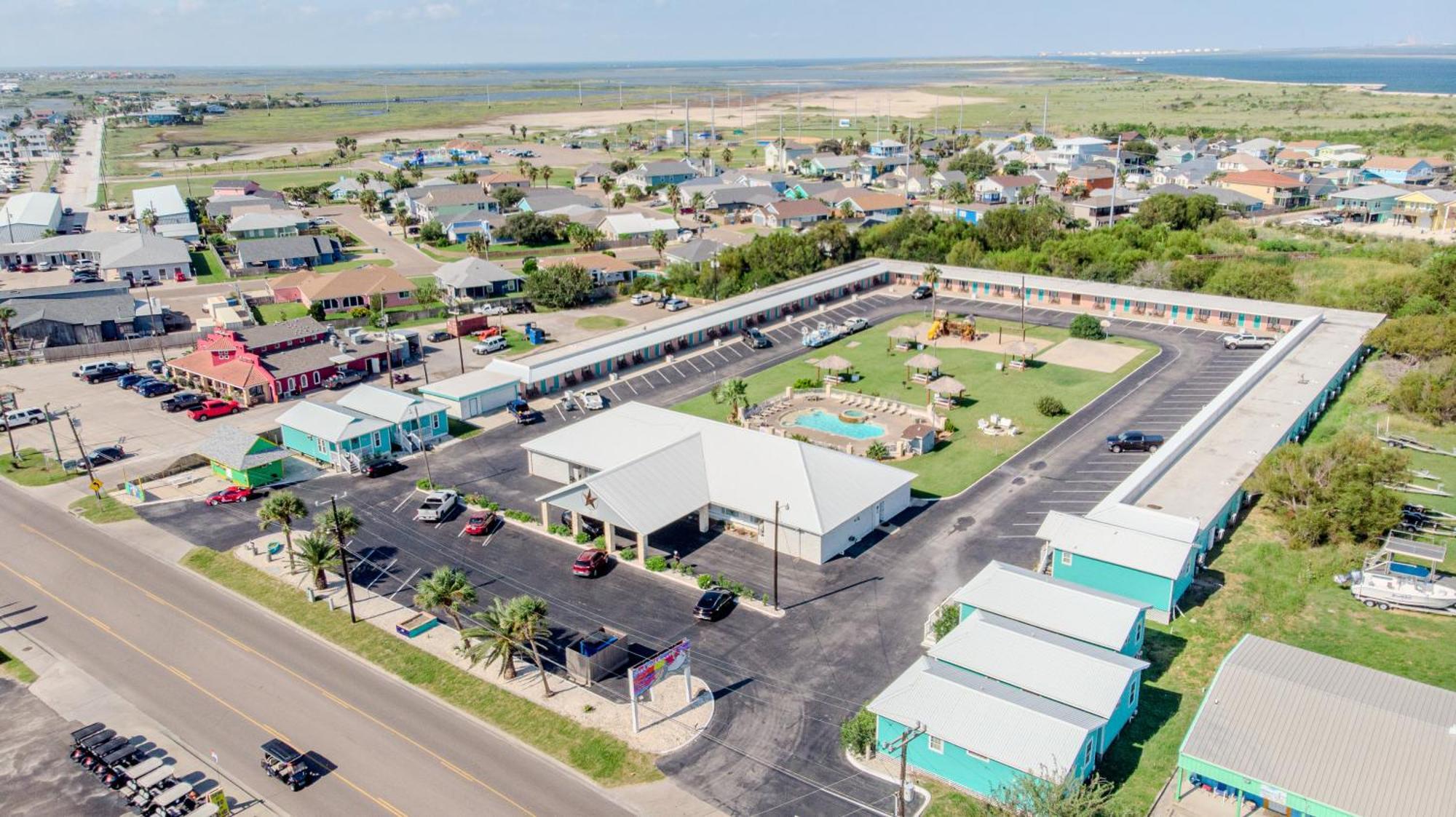 Shark Reef Resort Motel & Cottages Port Aransas Bagian luar foto
