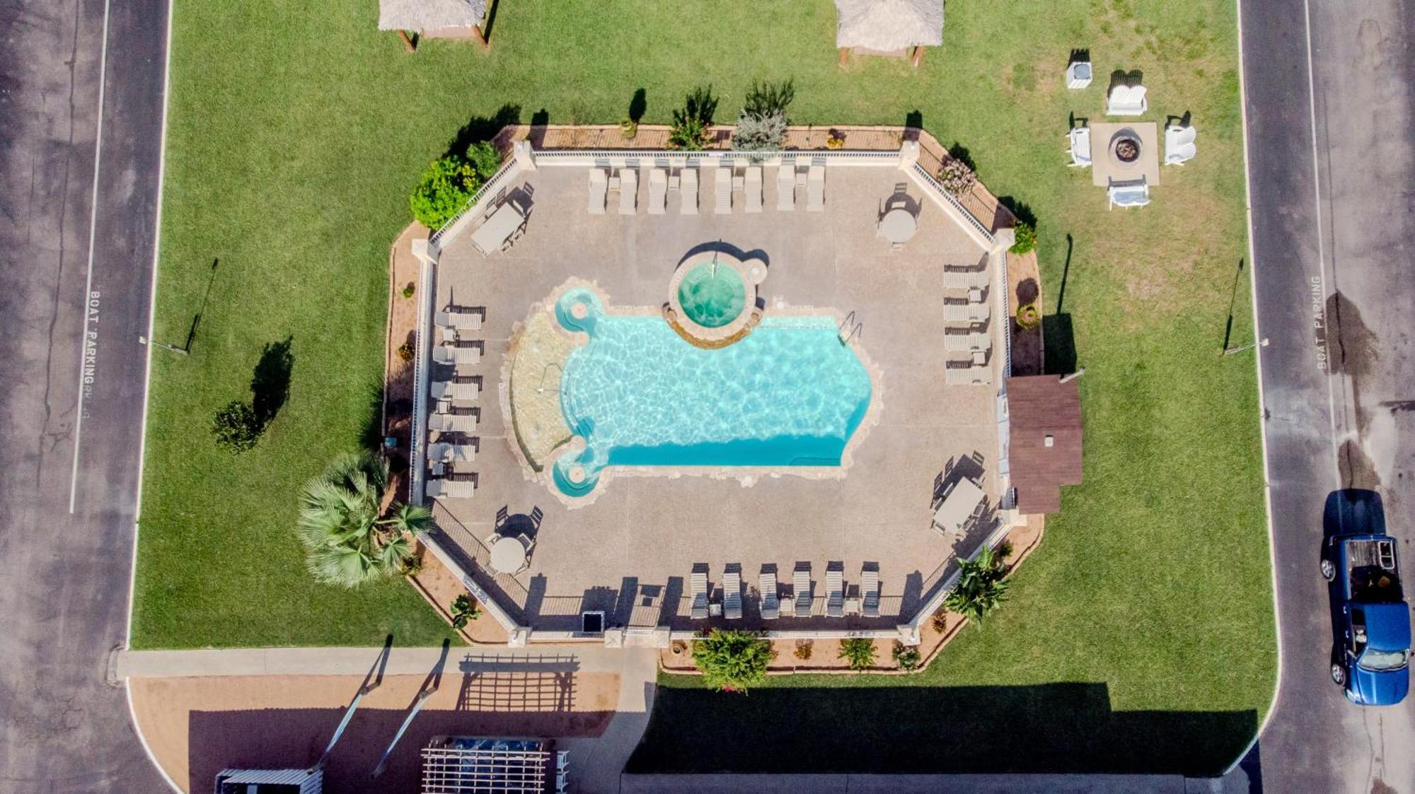 Shark Reef Resort Motel & Cottages Port Aransas Bagian luar foto